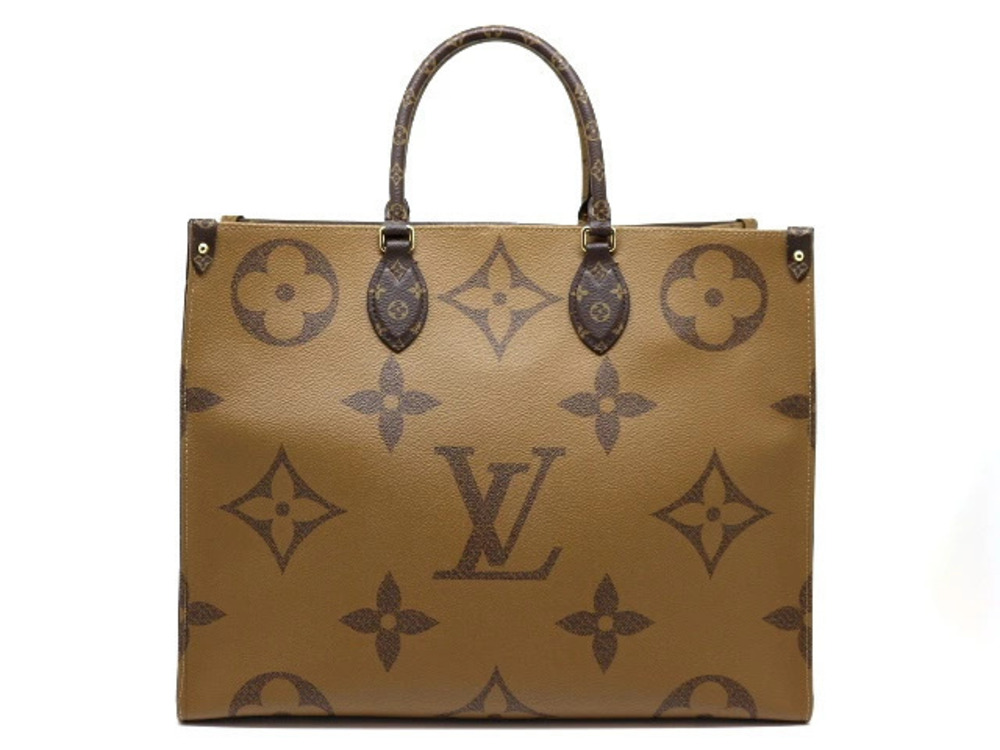 Louis Vuitton Go Bag Tote On The Black